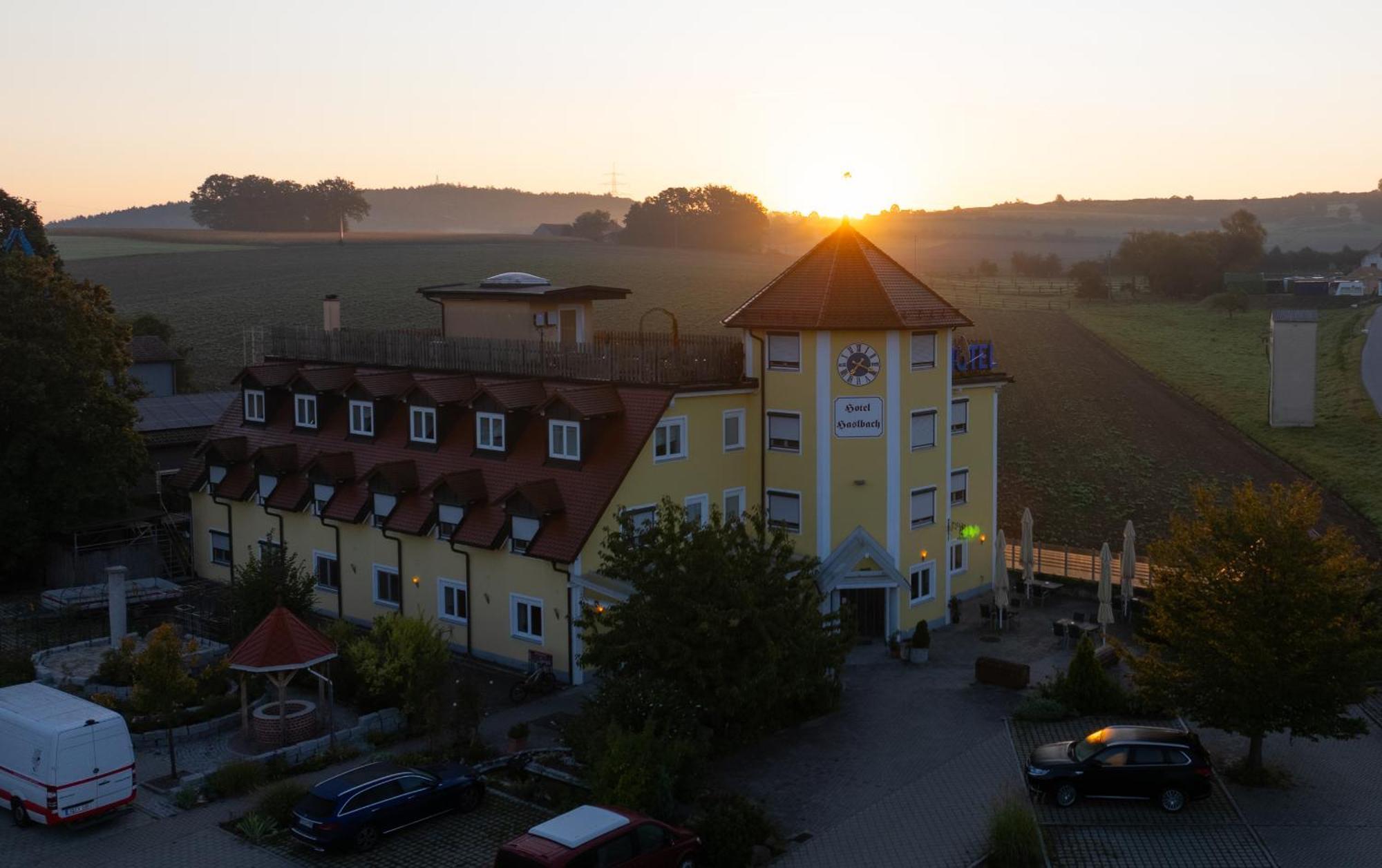Komfort Apartmenthaus Haslbach Fgz Regensburg Exterior photo