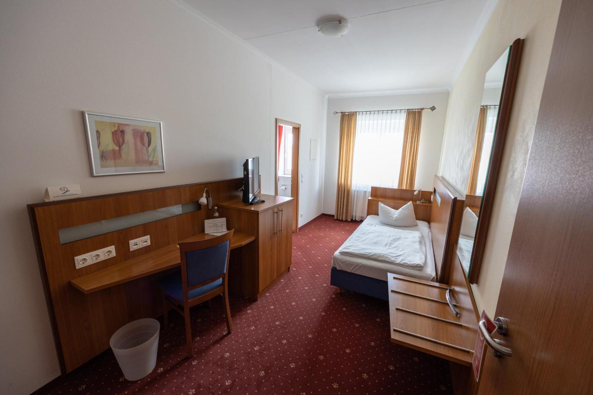 Komfort Apartmenthaus Haslbach Fgz Regensburg Room photo