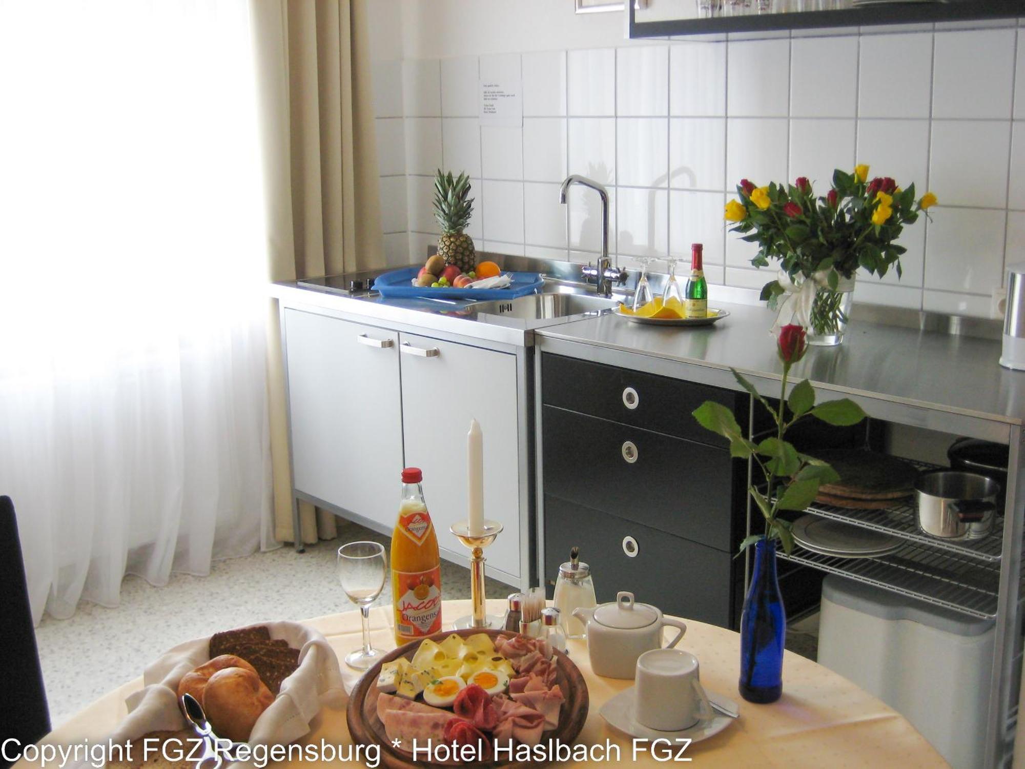 Komfort Apartmenthaus Haslbach Fgz Regensburg Room photo